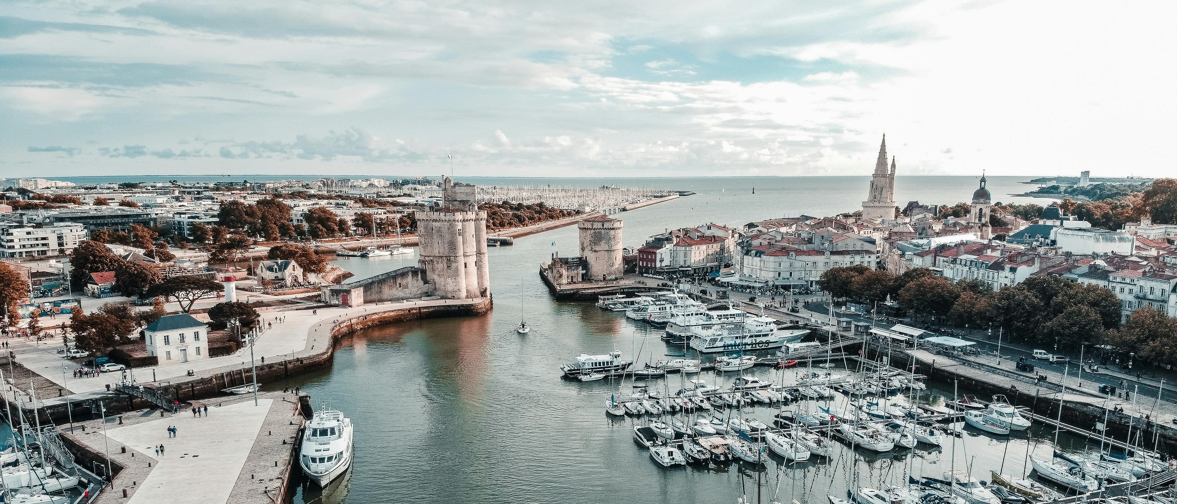La Rochelle ⛵ at £34 rtn from London Stansted